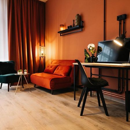 Landhaus Am See - Gaestezimmer 스트라우스베르크 외부 사진